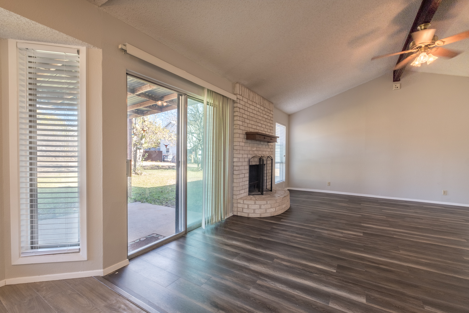 Leander House: 601 Osage Dr