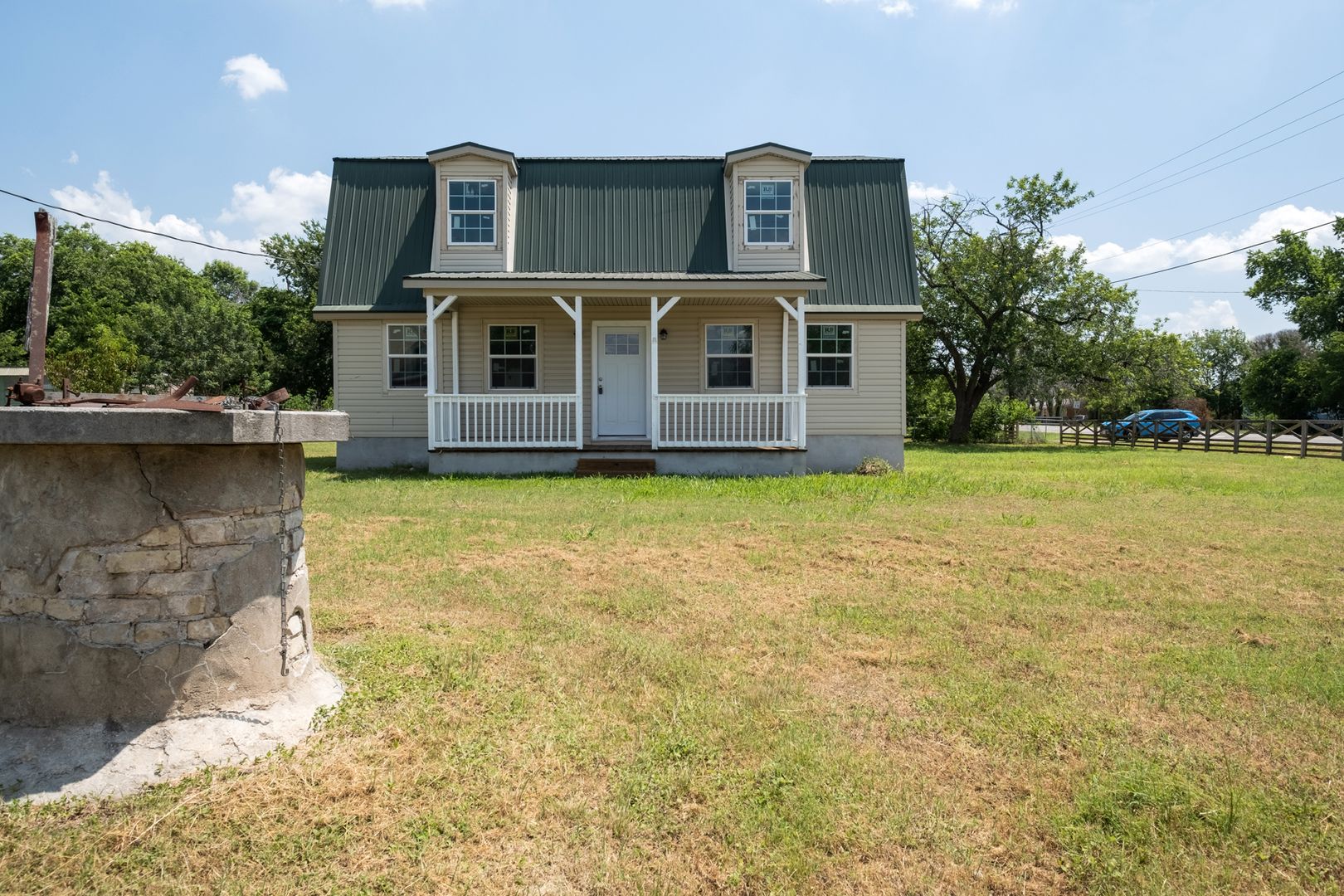 Del Valle House: 13902 FM 812