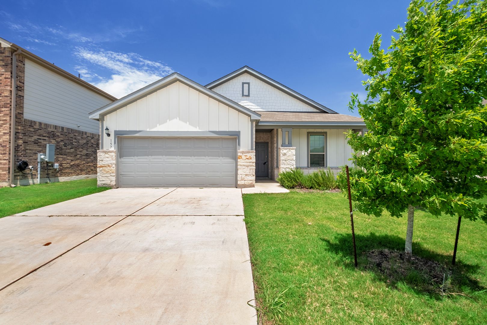 Taylor House: 157 Janice Rd