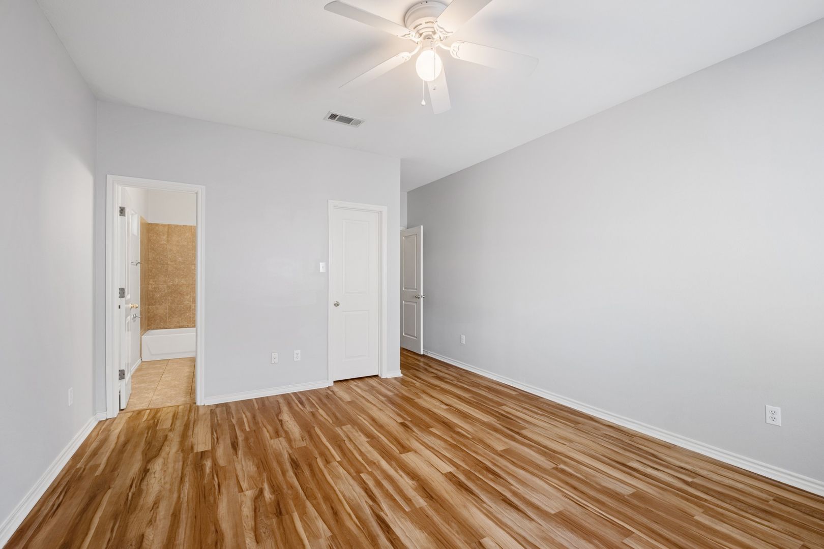 Austin Apartment: 2906 Pearl St