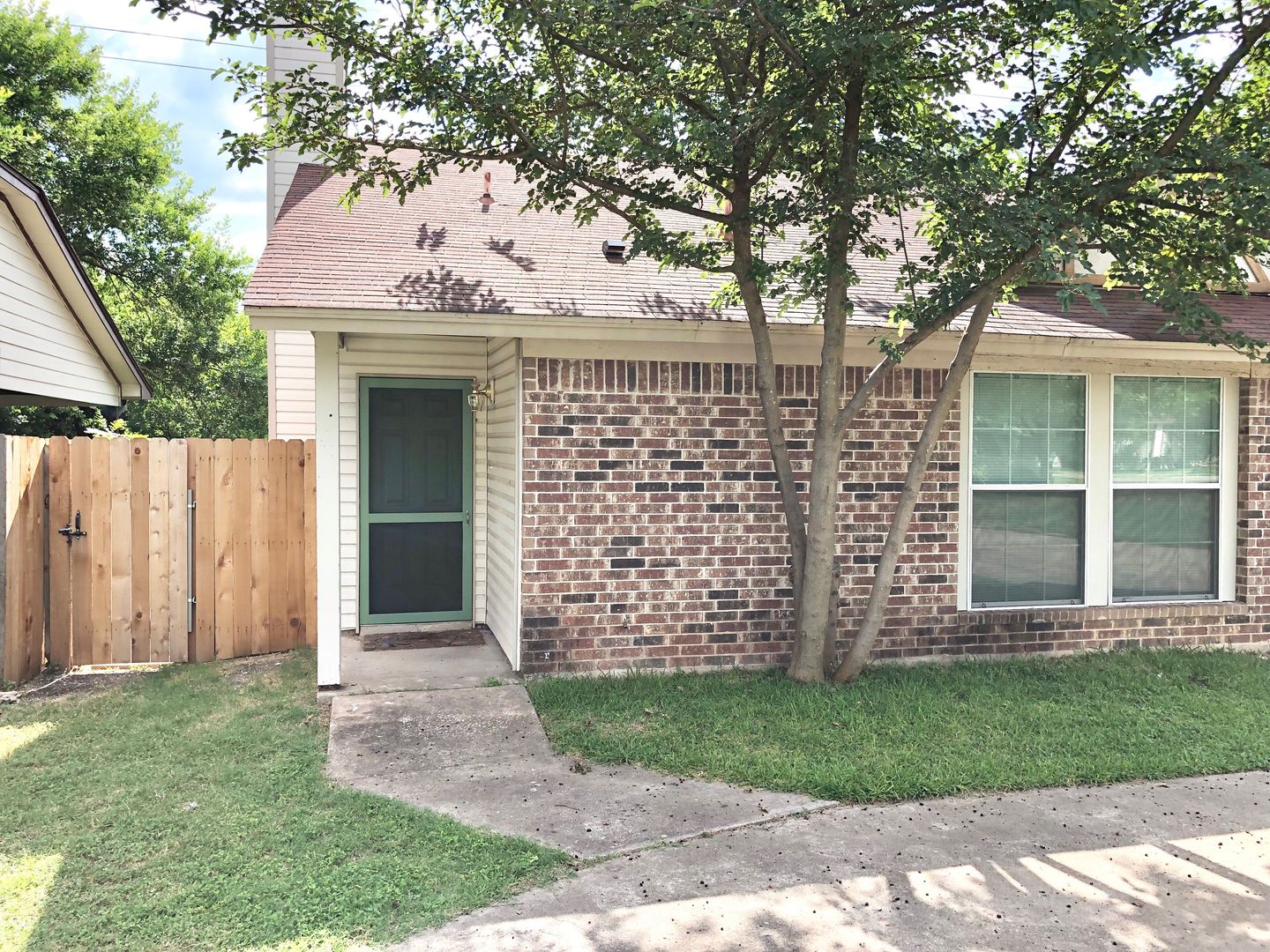 Austin House: 10302 Annie Oakley Trl.  - Unit A