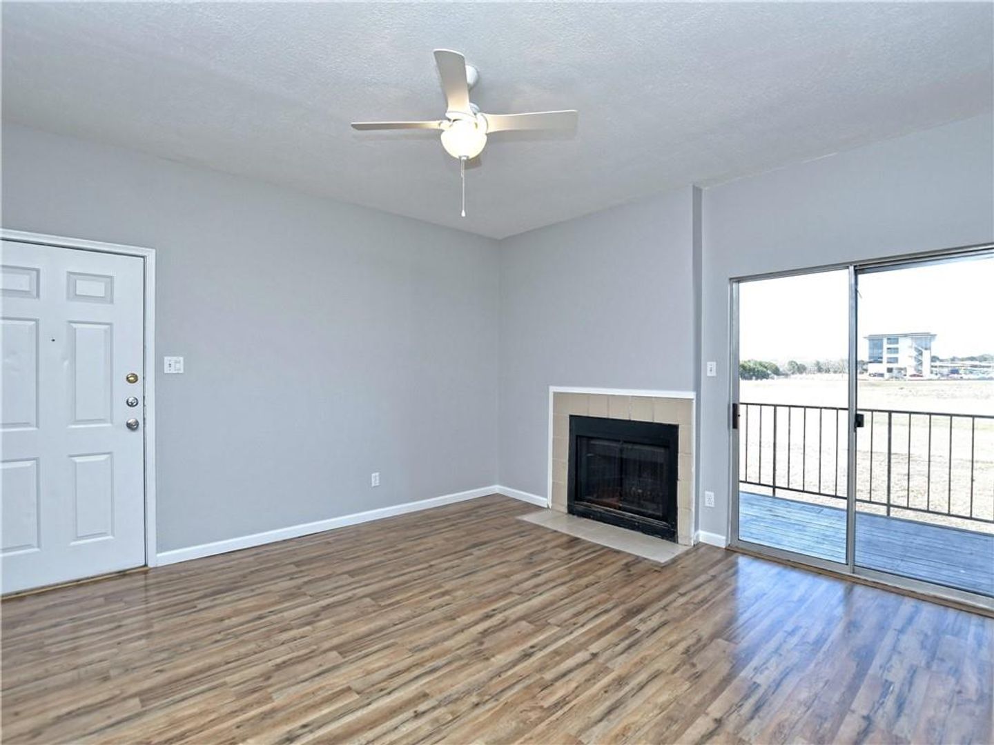 Austin Condo: 12166 Metric Blvd Unit#2015