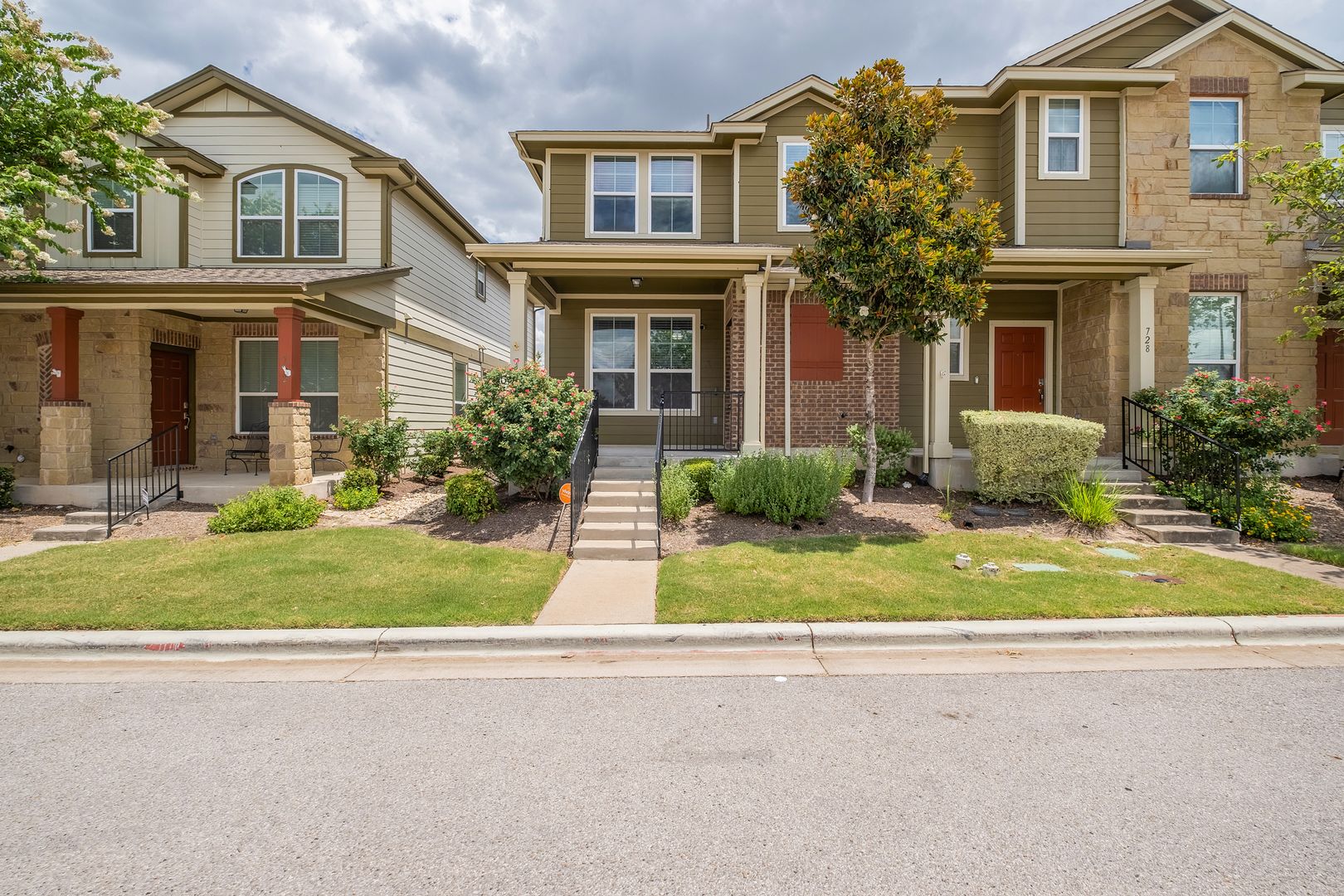 Cedar Park Townhome: 730 Lost Pines Ln