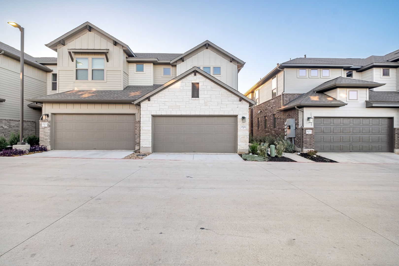 Round Rock House: 2500 Forest Creek Dr #1504