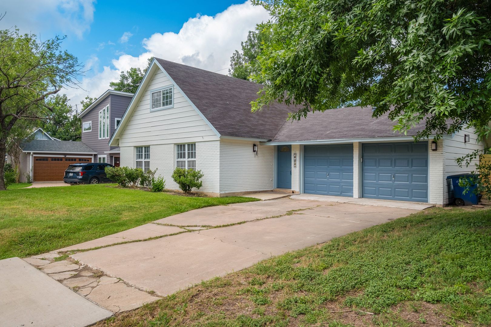 Austin House: 5504 Coventry Ln