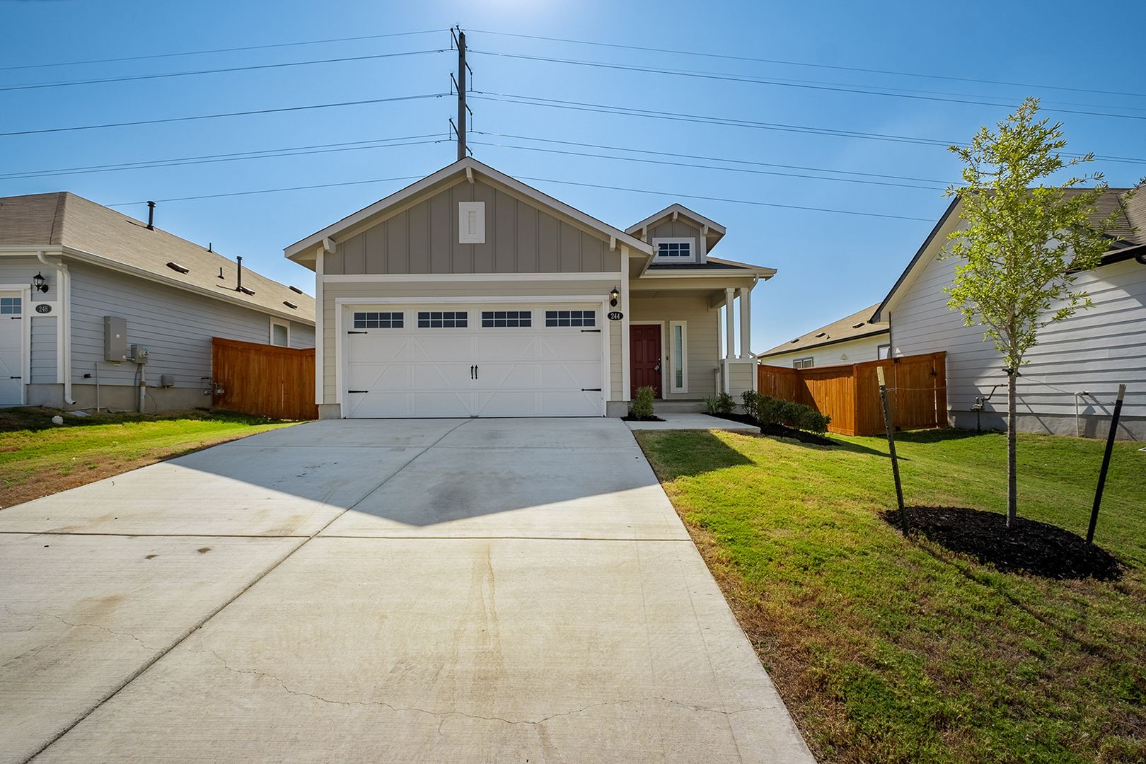 San Marcos House: 244 Shugart St