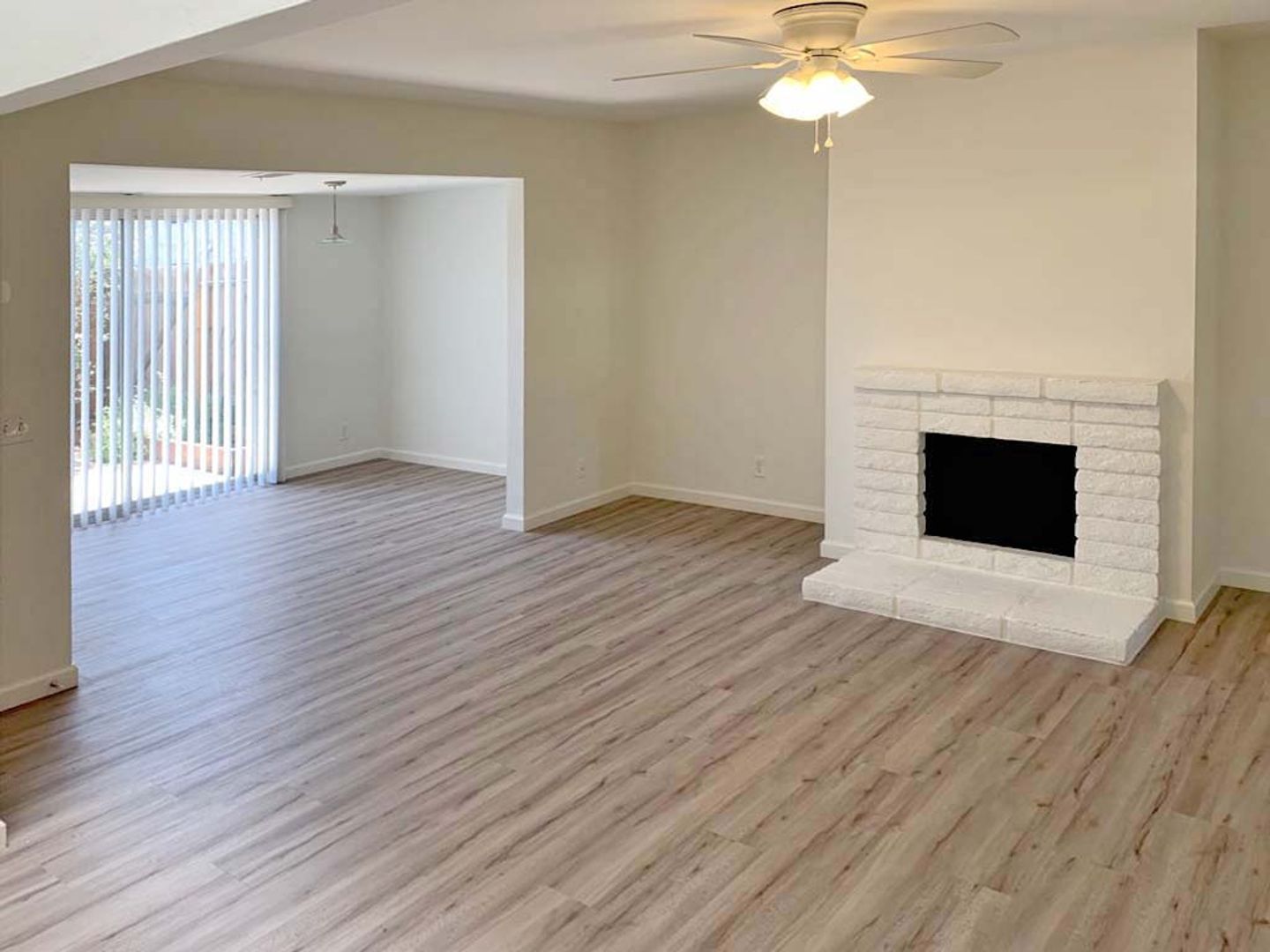 Costa Mesa Apartment: 366 Avocado Street