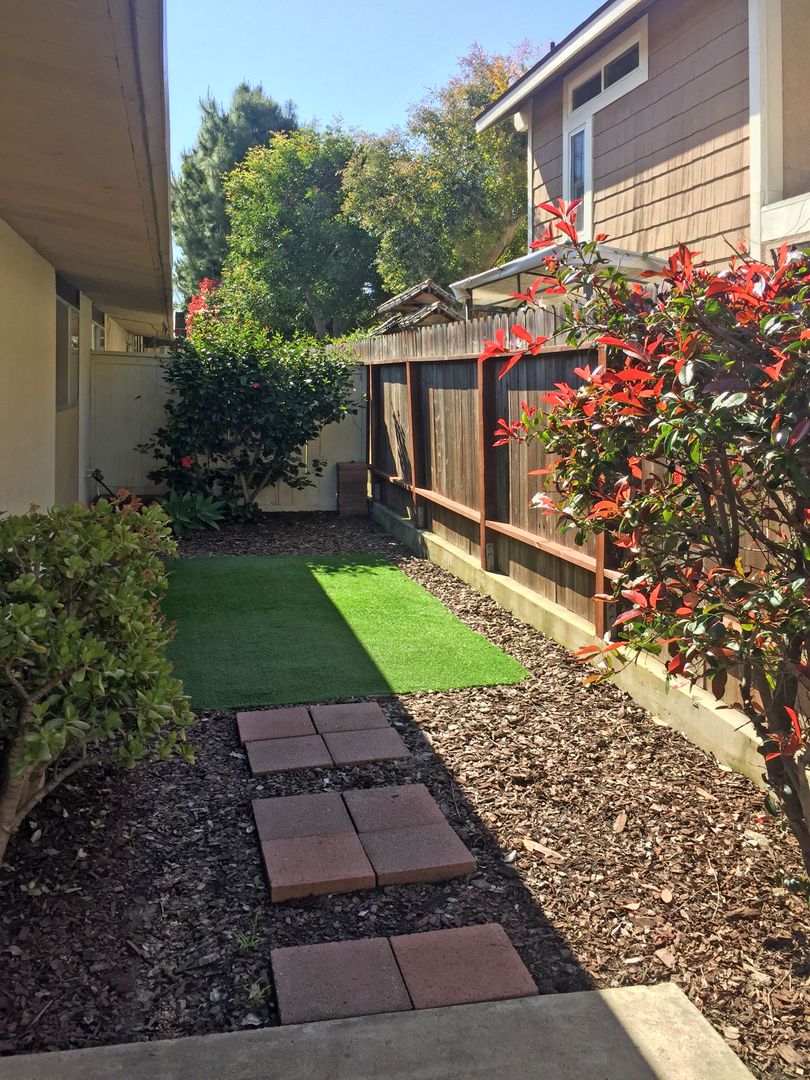 Costa Mesa Apartment: 2650 Elden Avenue