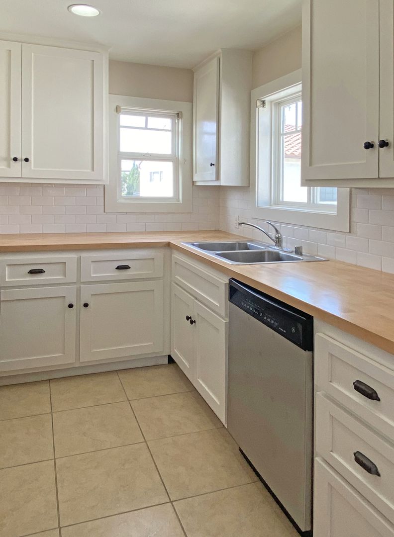 Costa Mesa Apartment: 171-175 Rochester Street