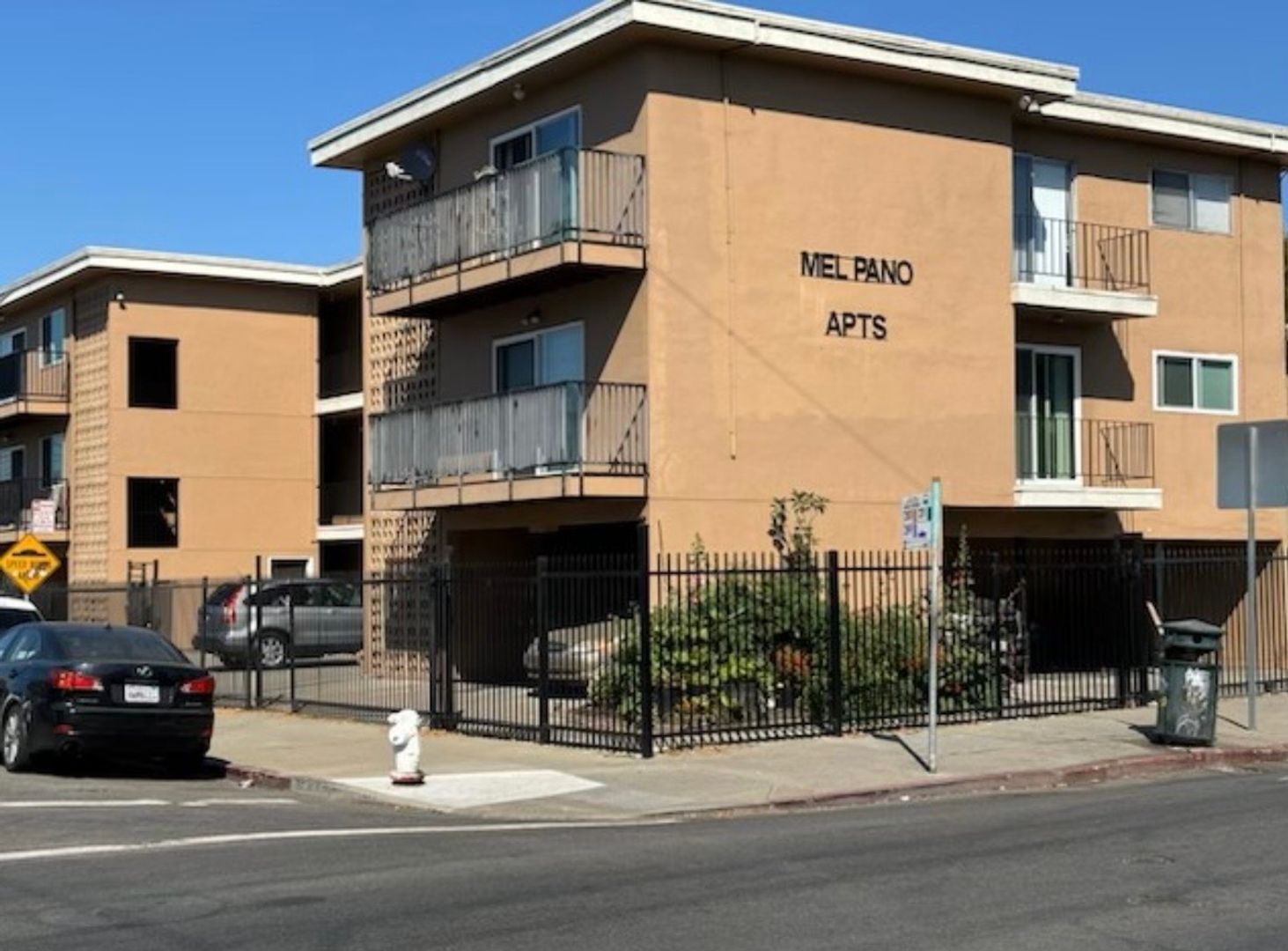 Oakland Apartment: 3060 Logan Street
