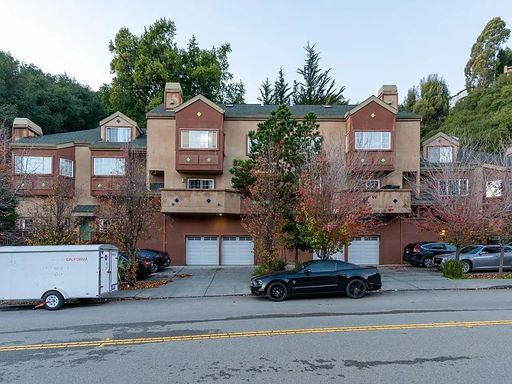 Convenient 3 Bedroom 2 Bath – photo 1