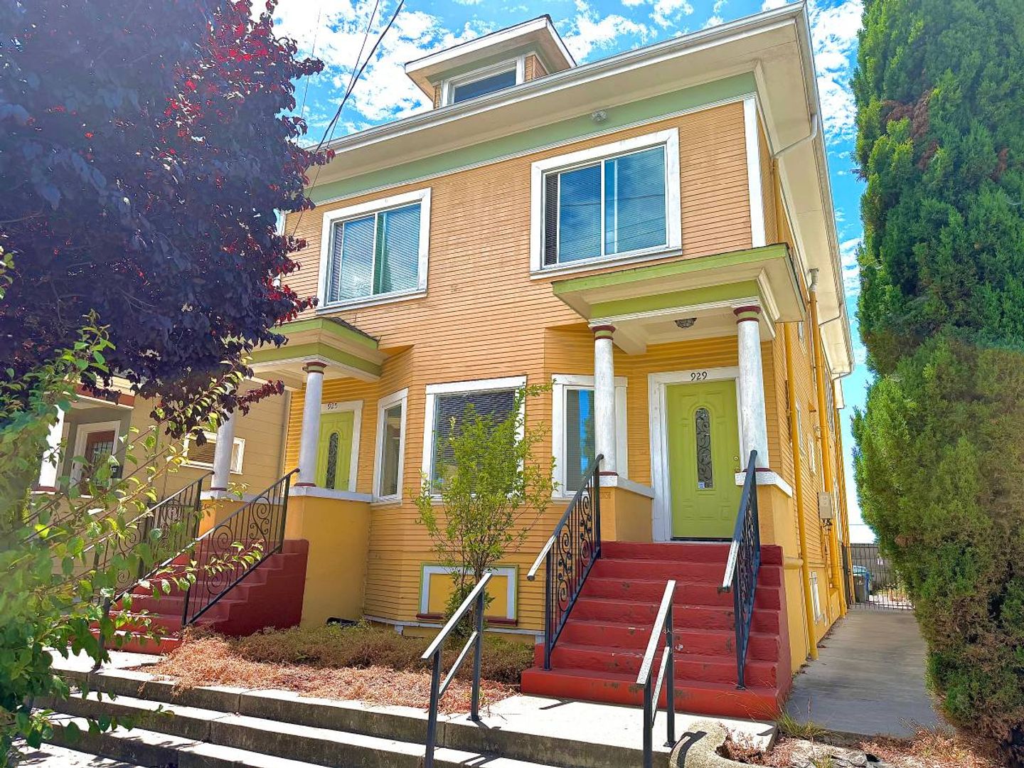 Emeryville Apartment: 925 Apgar Street