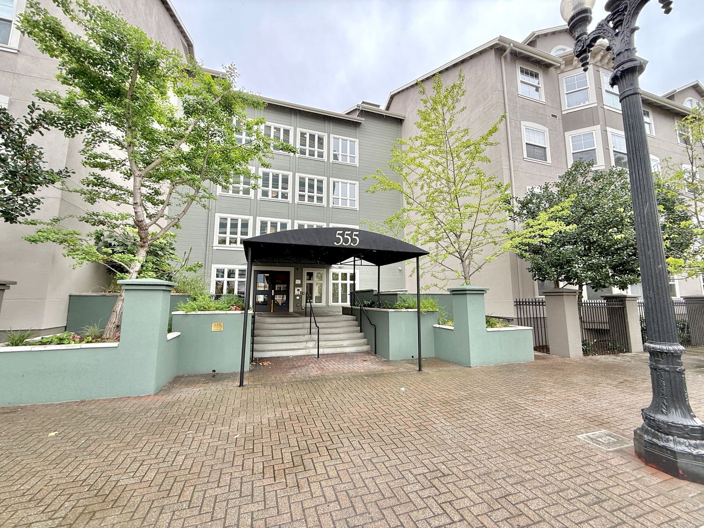 Oakland Condo: 555 10th St Unit 111 - 555 10th St Unit 111