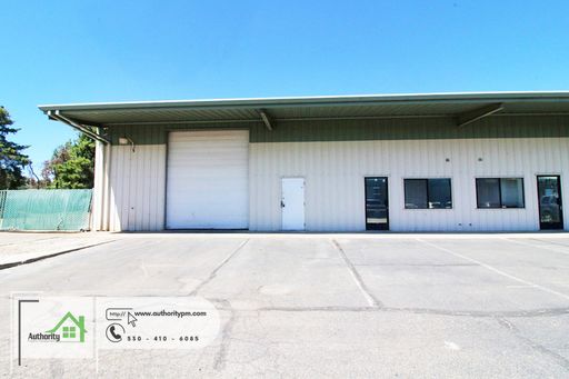8761 Airport Rd. - D | Flexible Shop Space with Office & 3,600 SQFT Yard – photo 1