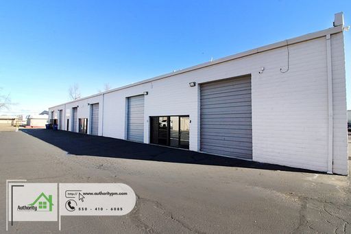 915 Wall Street Unit 6 - Spacious shop near Cypress and Churn Creek with a large roll-up door.