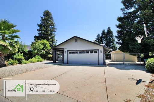 3591 Adams Lane - Beautiful Home with Low maintenance. Pets considered with Additional Rent of $50.00 Each – photo 1