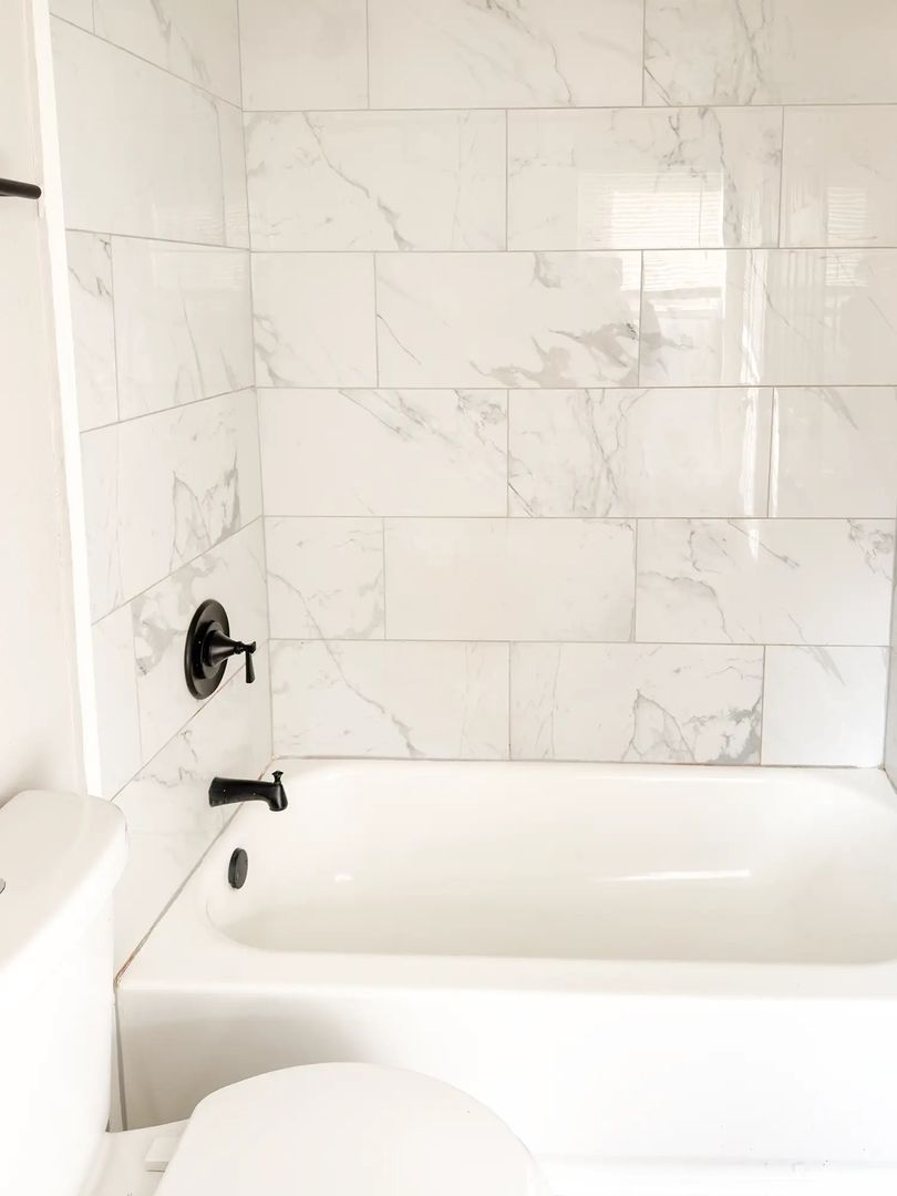 Grandview Apartment: 12310 E 3rd St