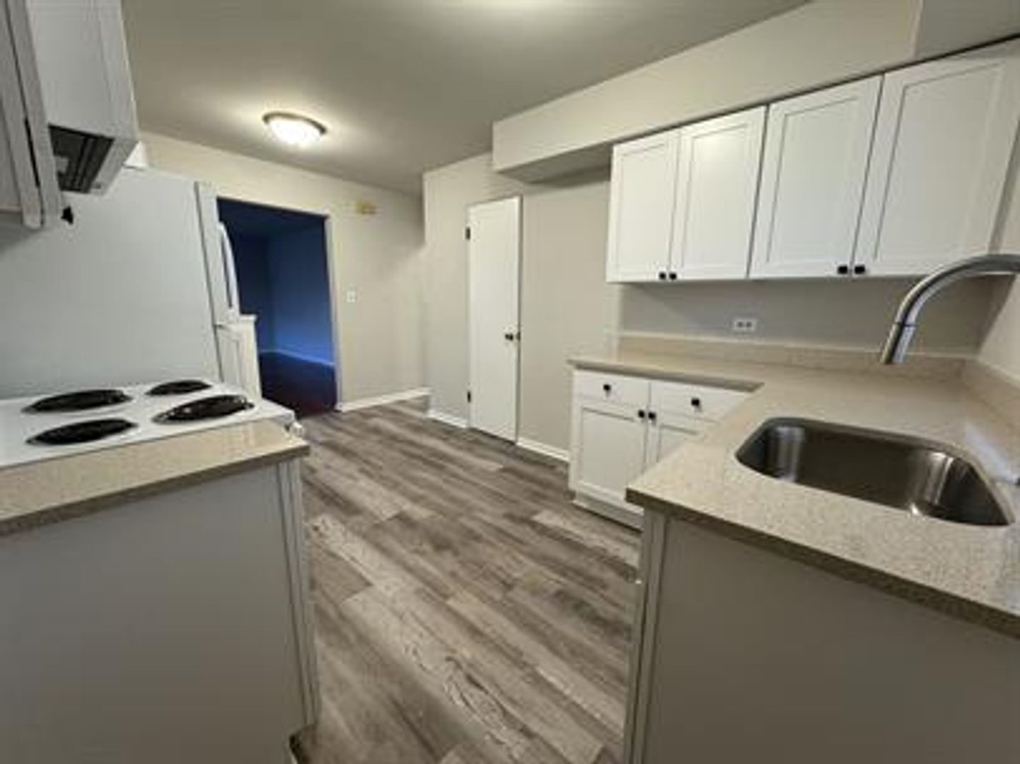 Riverside Apartment: 2834 South Harlem Avenue