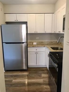 3117-3119 South Harlem Avenue, 1