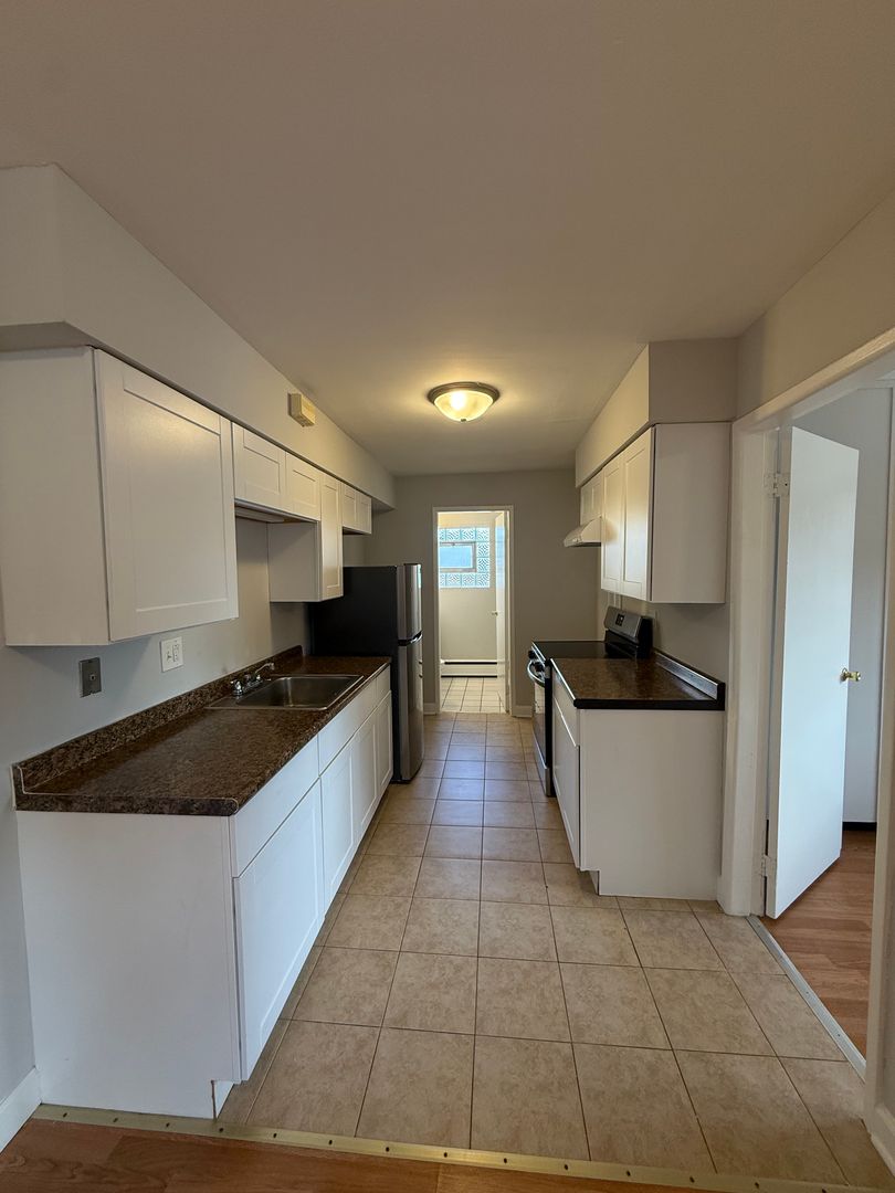 Berwyn Apartment: 6701 Stanley Avenue