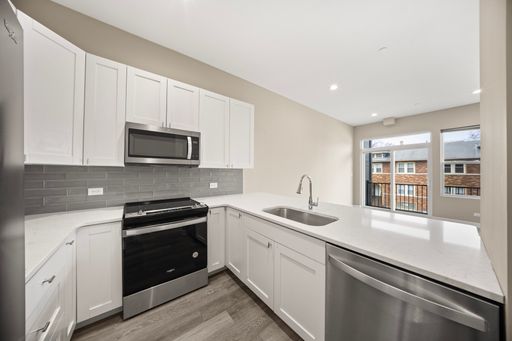 Boutique 1 Bed/ 1Bath New Construction Elevator Building in Downtown Brookfield