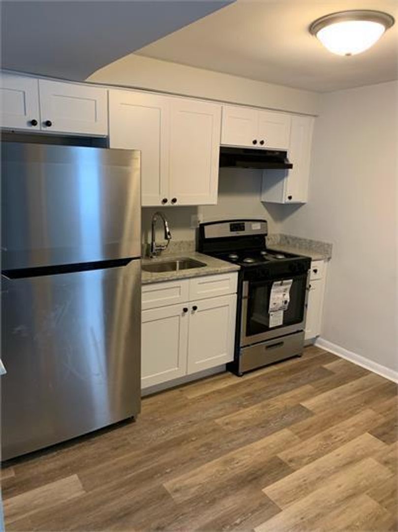 Forest Park Apartment: 8280-8290 Roosevelt Rd.