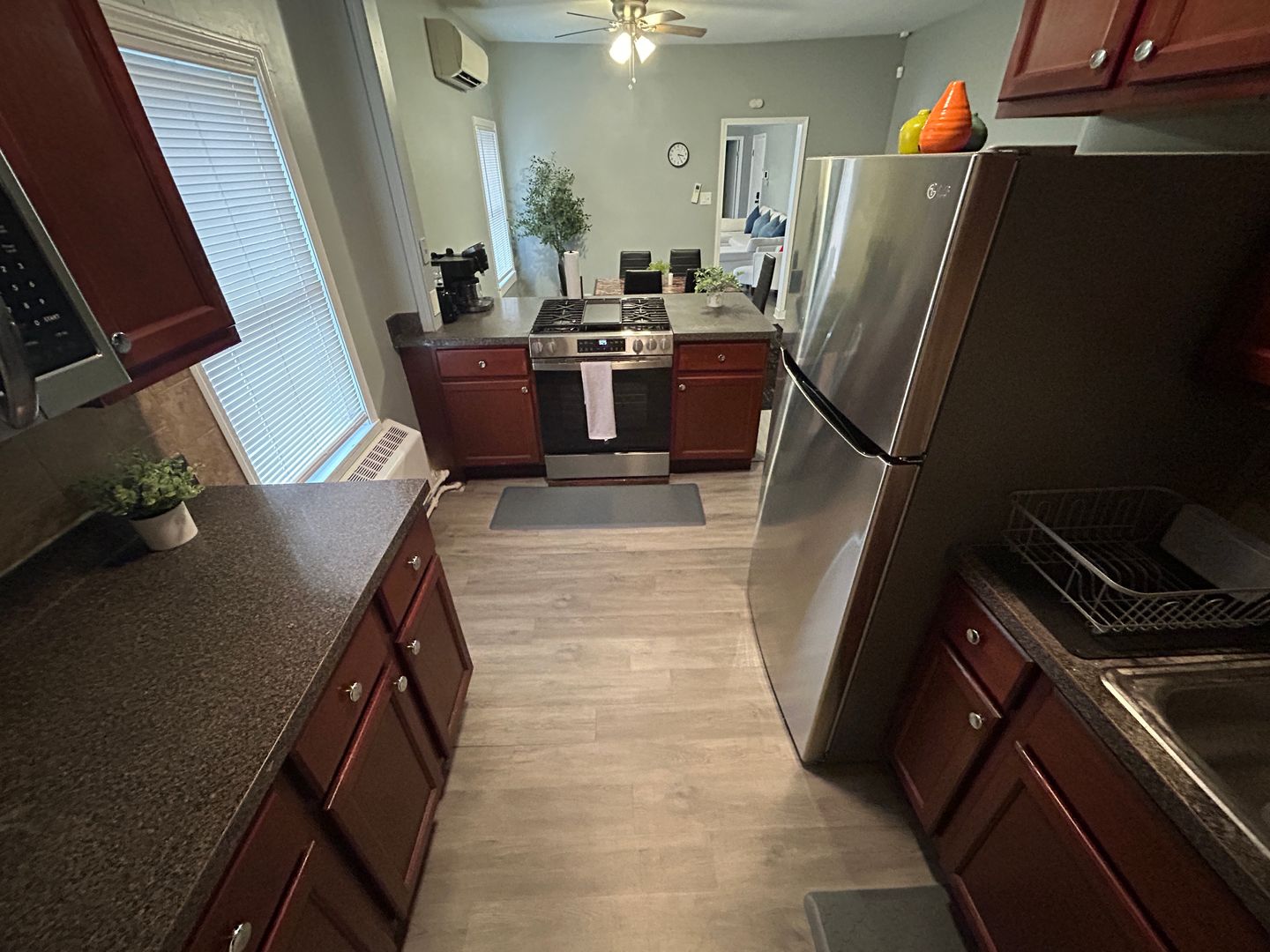 Forest Park Apartment: 415 S Harlem