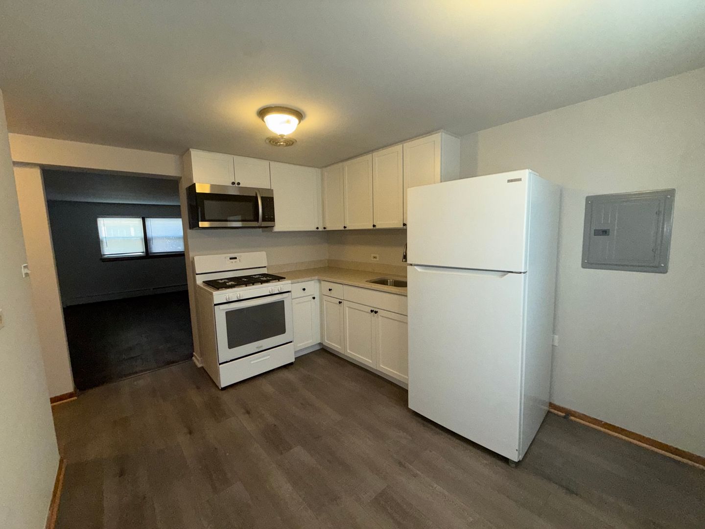 Berwyn Apartment: 7138 Riverside Drive