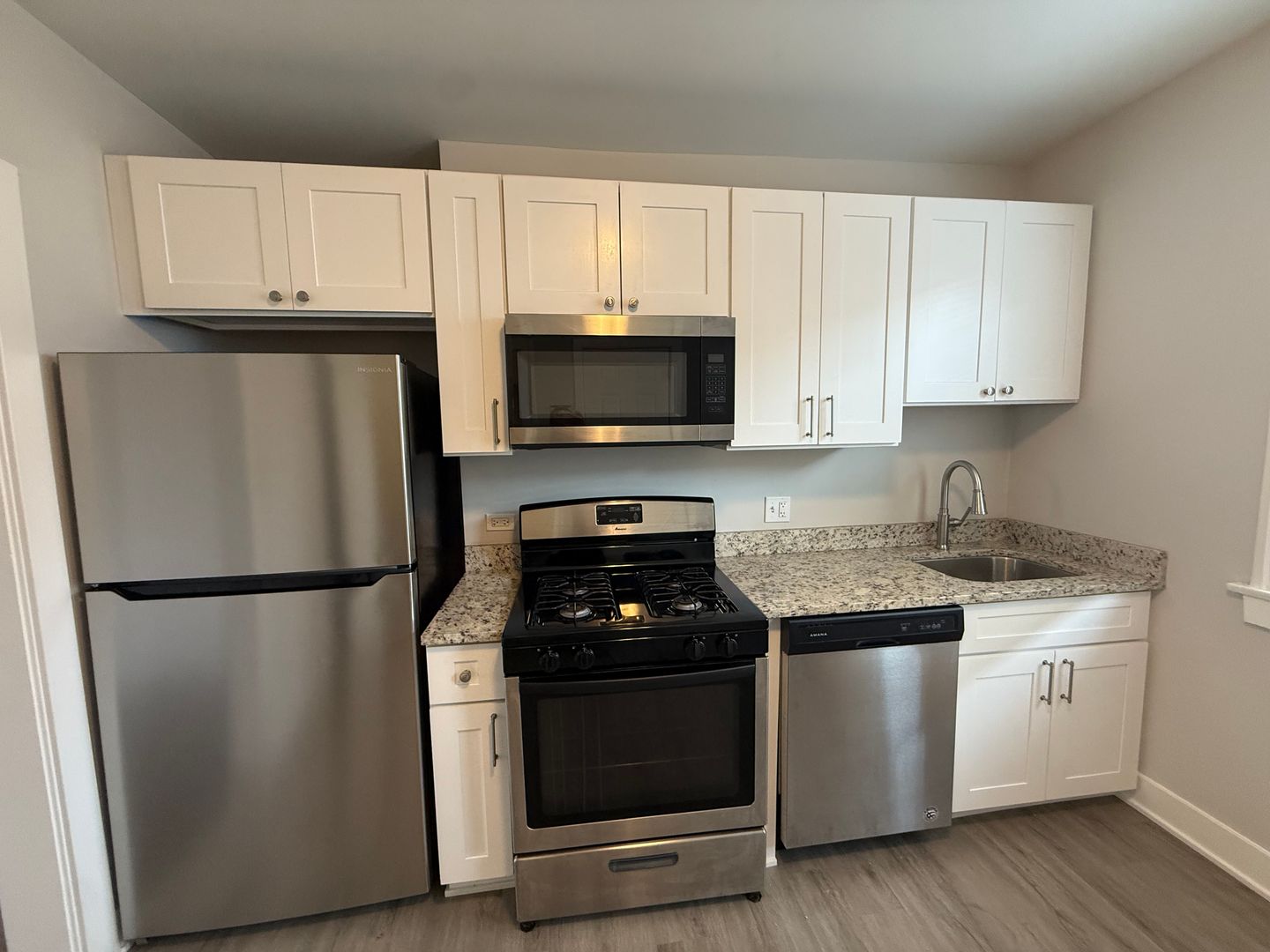 Berwyn Apartment: 6512 19th Street