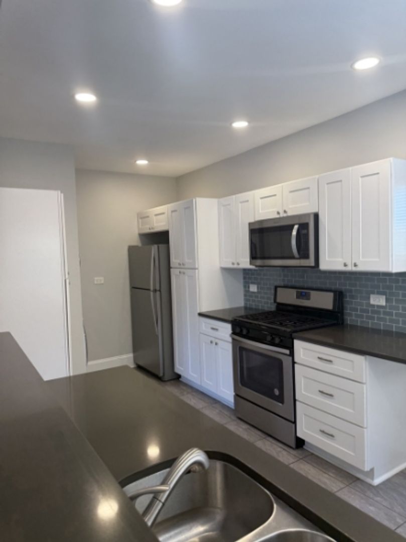 Forest Park Apartment: 7422 Madison Street