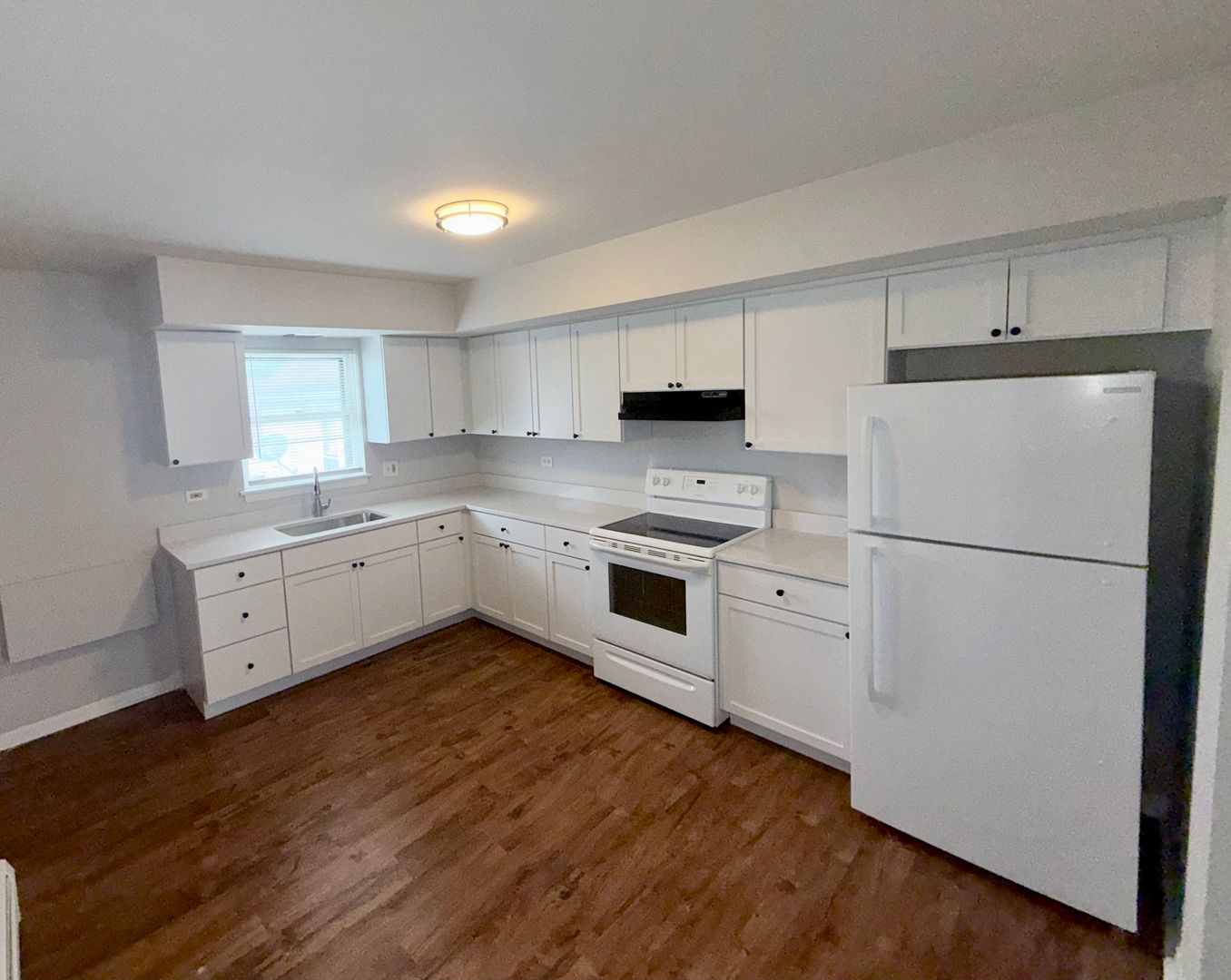 Cicero Apartment: 1246 South 57th Avenue