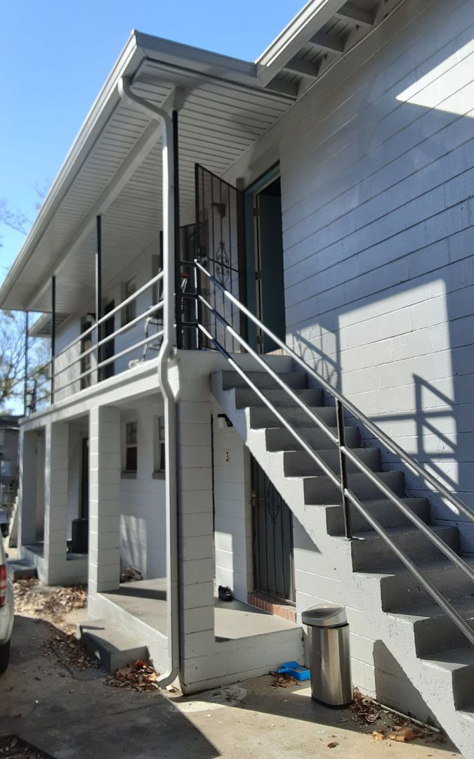Jacksonville Apartment: 1459 W 20TH ST