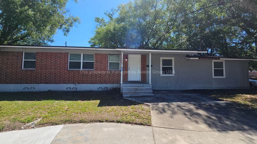 2415 N Canal St – photo 1