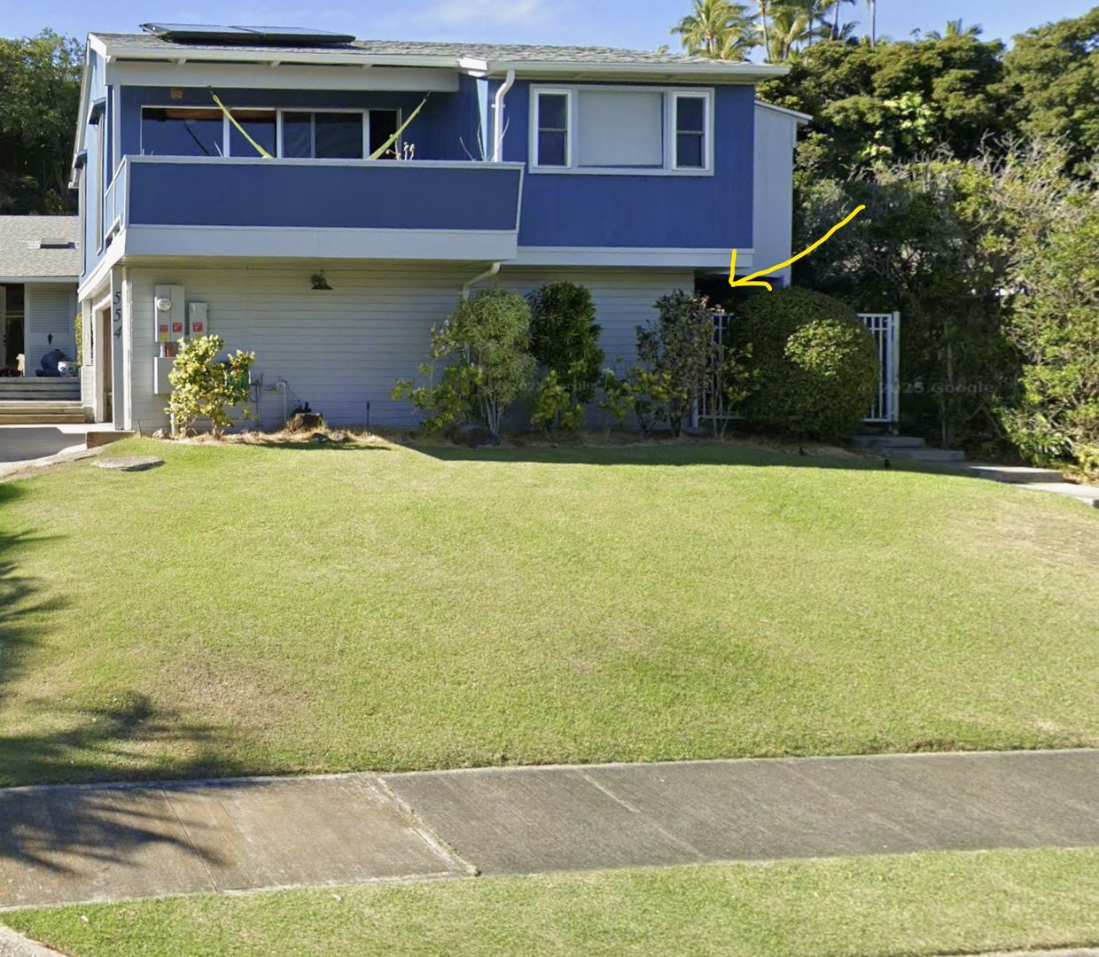 Honolulu House: 554 Ahina Street
