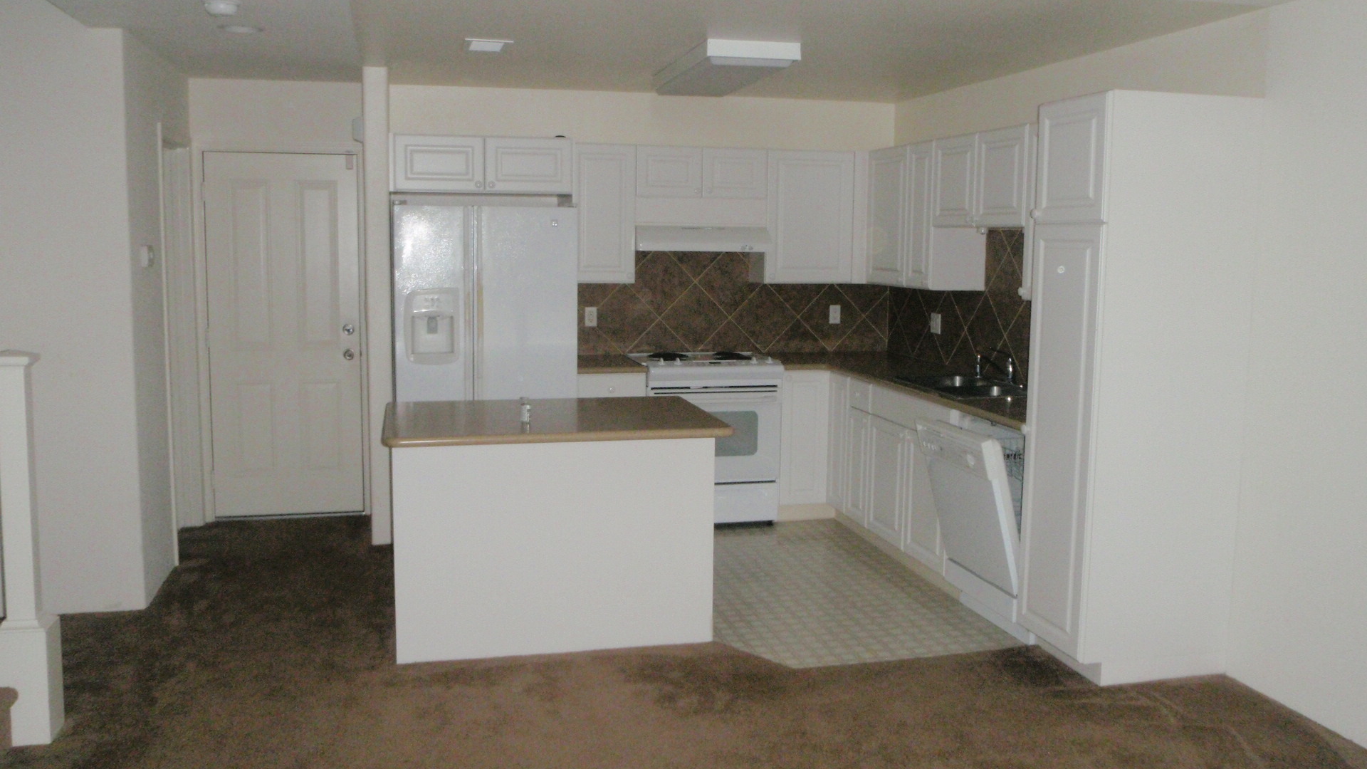 Ewa Beach Townhome: 91-2080 Kaioli Street