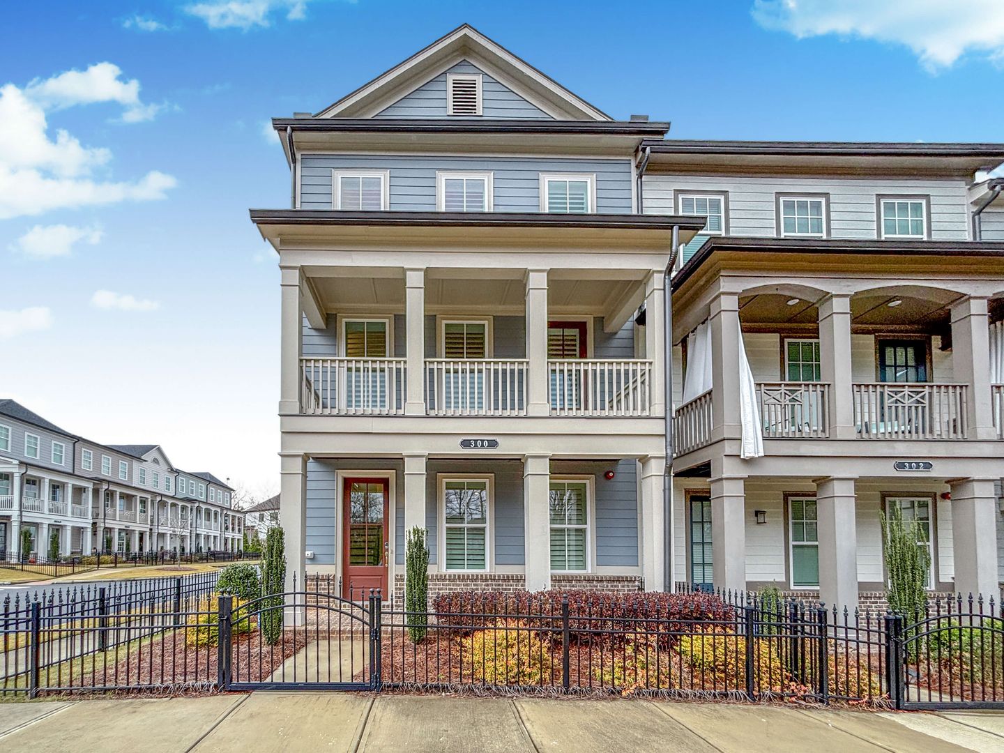 Woodstock House: 300 Meadow Mill Way