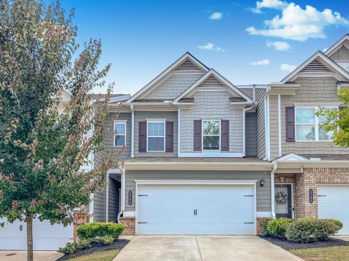 Mableton House: 5784 Silver Lake Dr