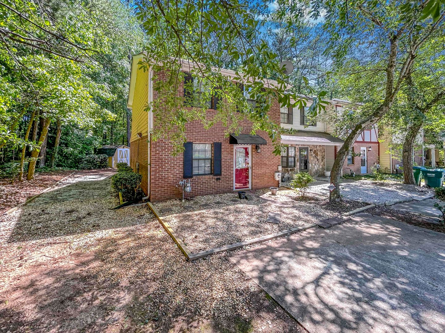 Austell House: 2251 Salt Springs Place