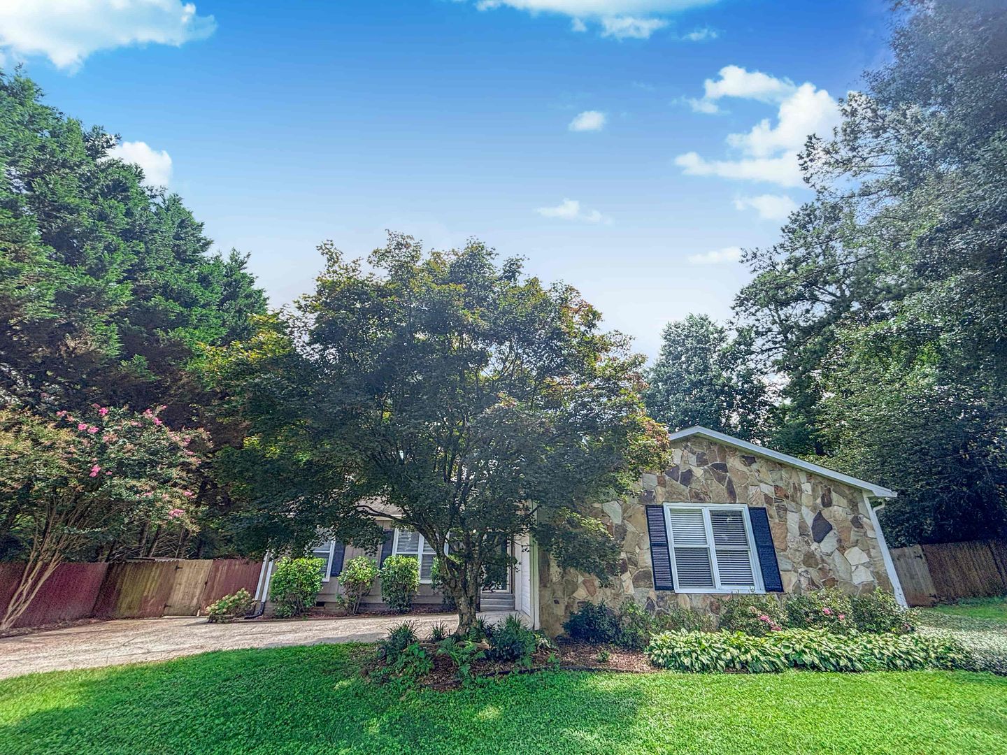 Marietta House: 1552 Blackwell Rd