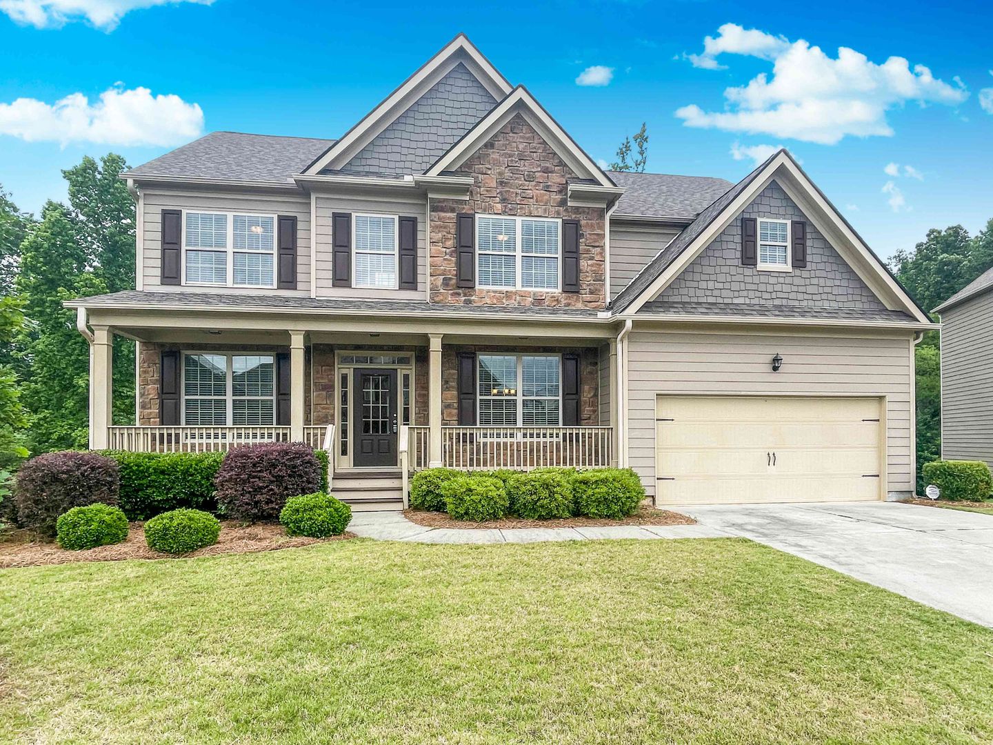 Cumming House: 5840 Zelkova Drive
