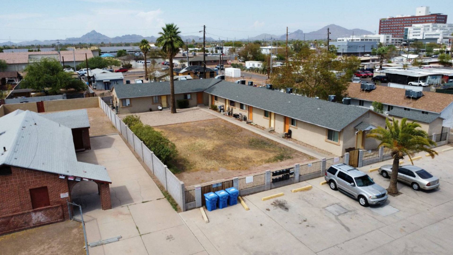 Phoenix Apartment: 2238 E. Taylor St