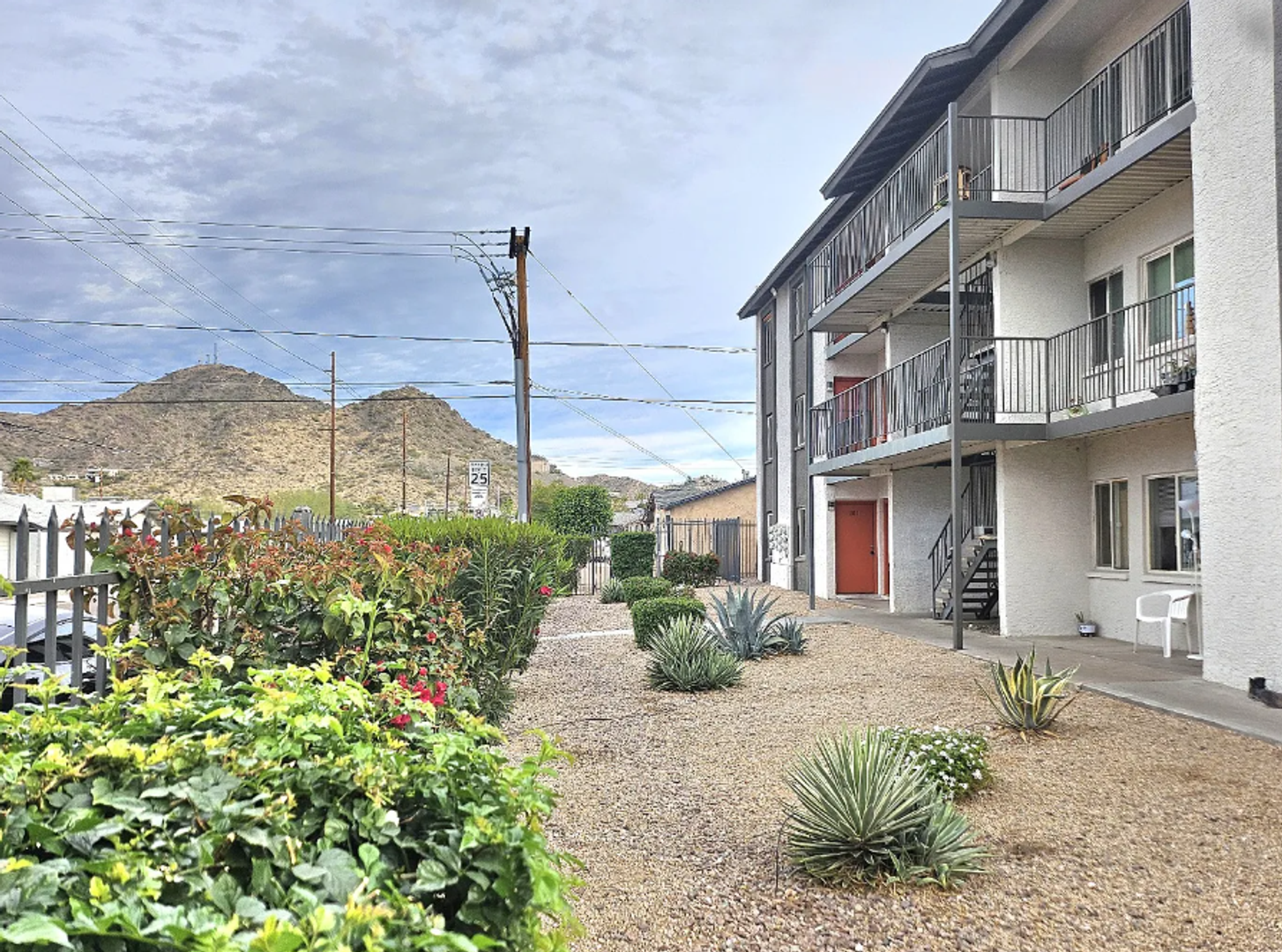 Phoenix Apartment: 510 E Hatcher Rd