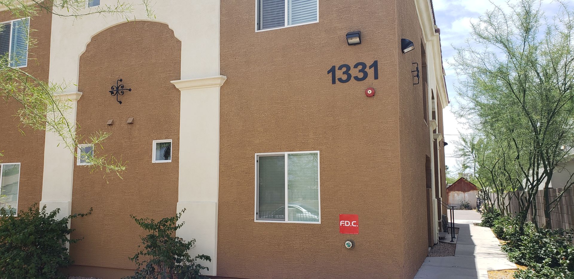 Phoenix Apartment: 1331 E. Willetta St