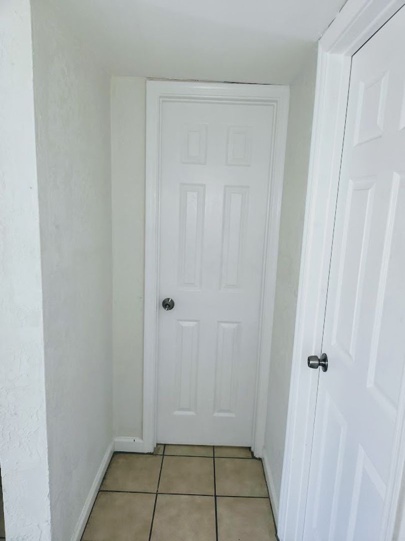 Unfurnished apartment interior at 814 East Siesta Drive.