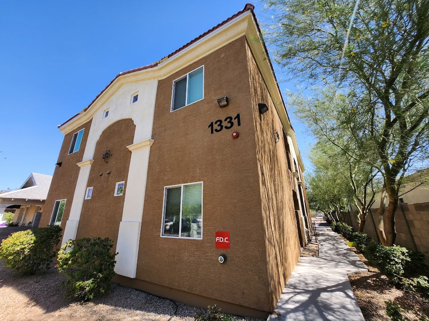 Phoenix Apartment: 1331 E. Willetta St
