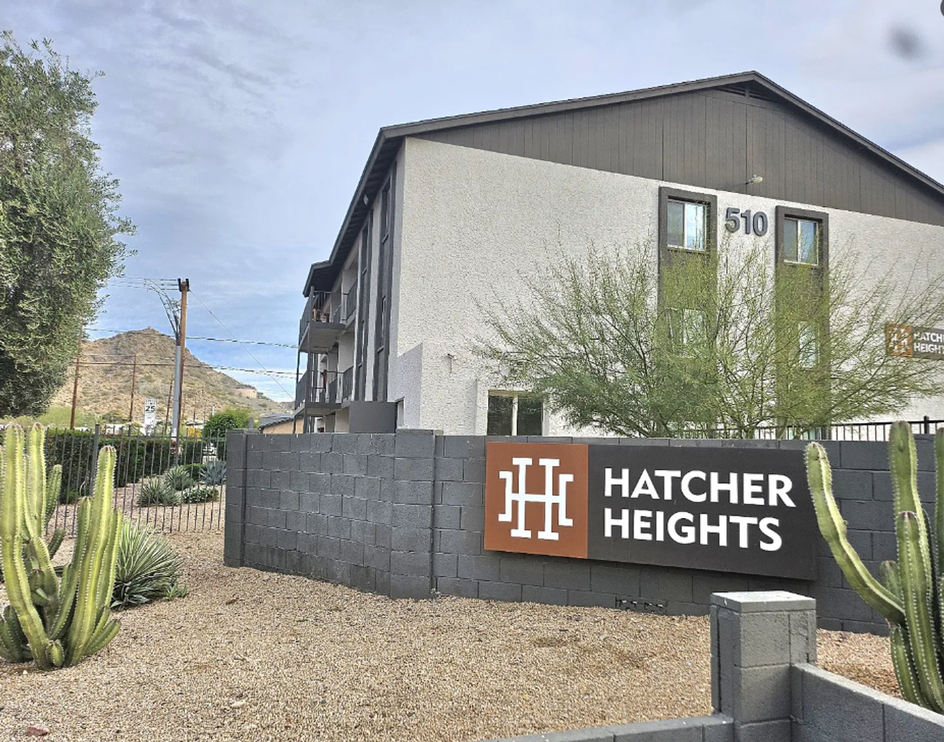 Phoenix Apartment: 510 E Hatcher Rd