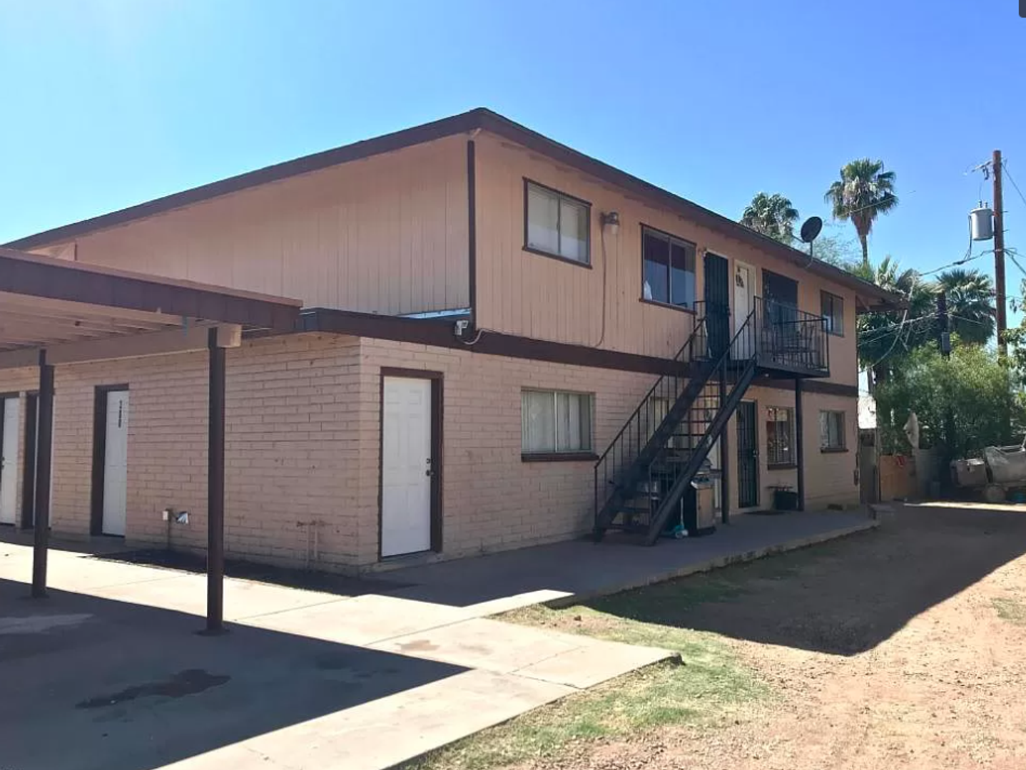 Mesa Apartment: 200 S. Doran