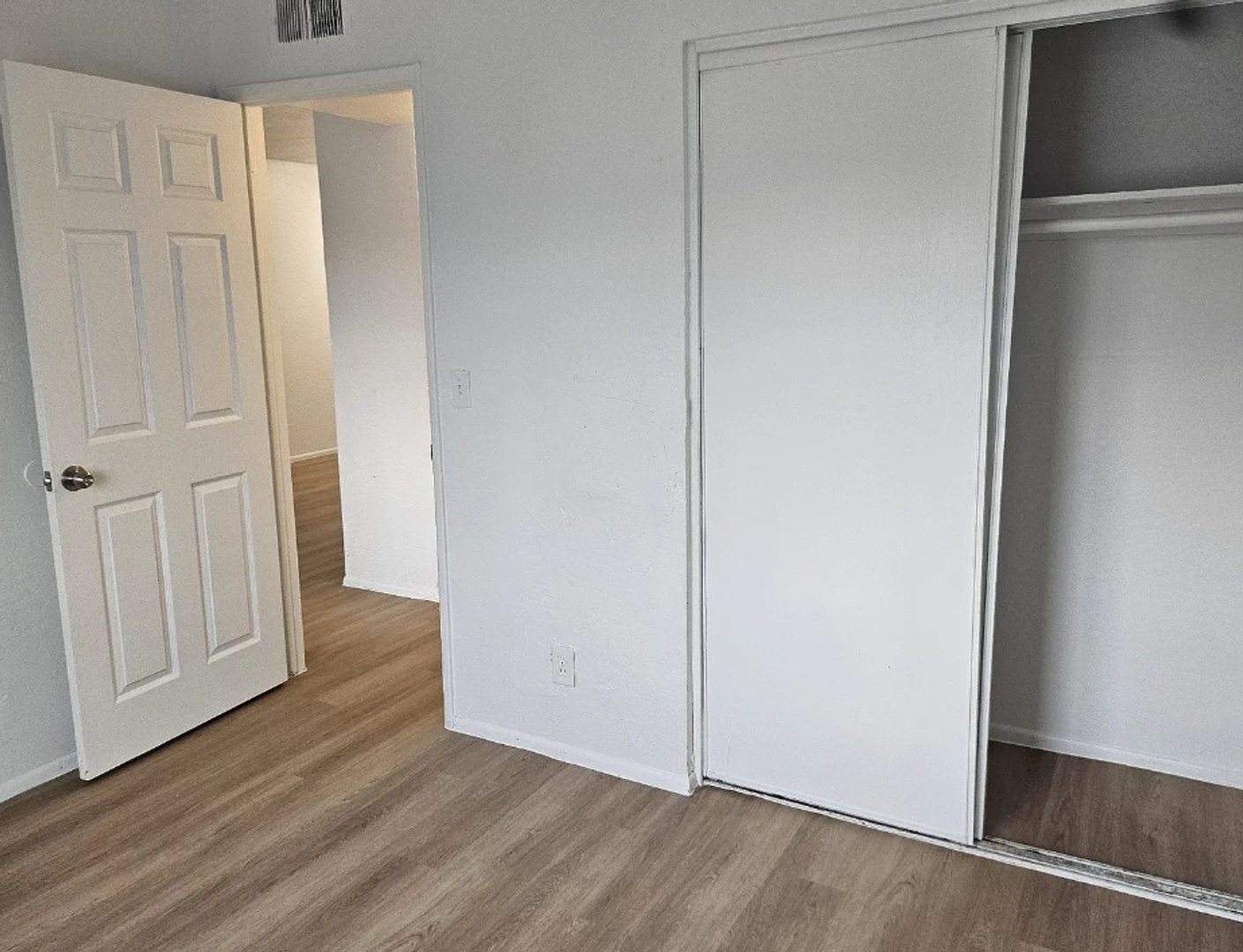 Phoenix Apartment: 510 E Hatcher Rd