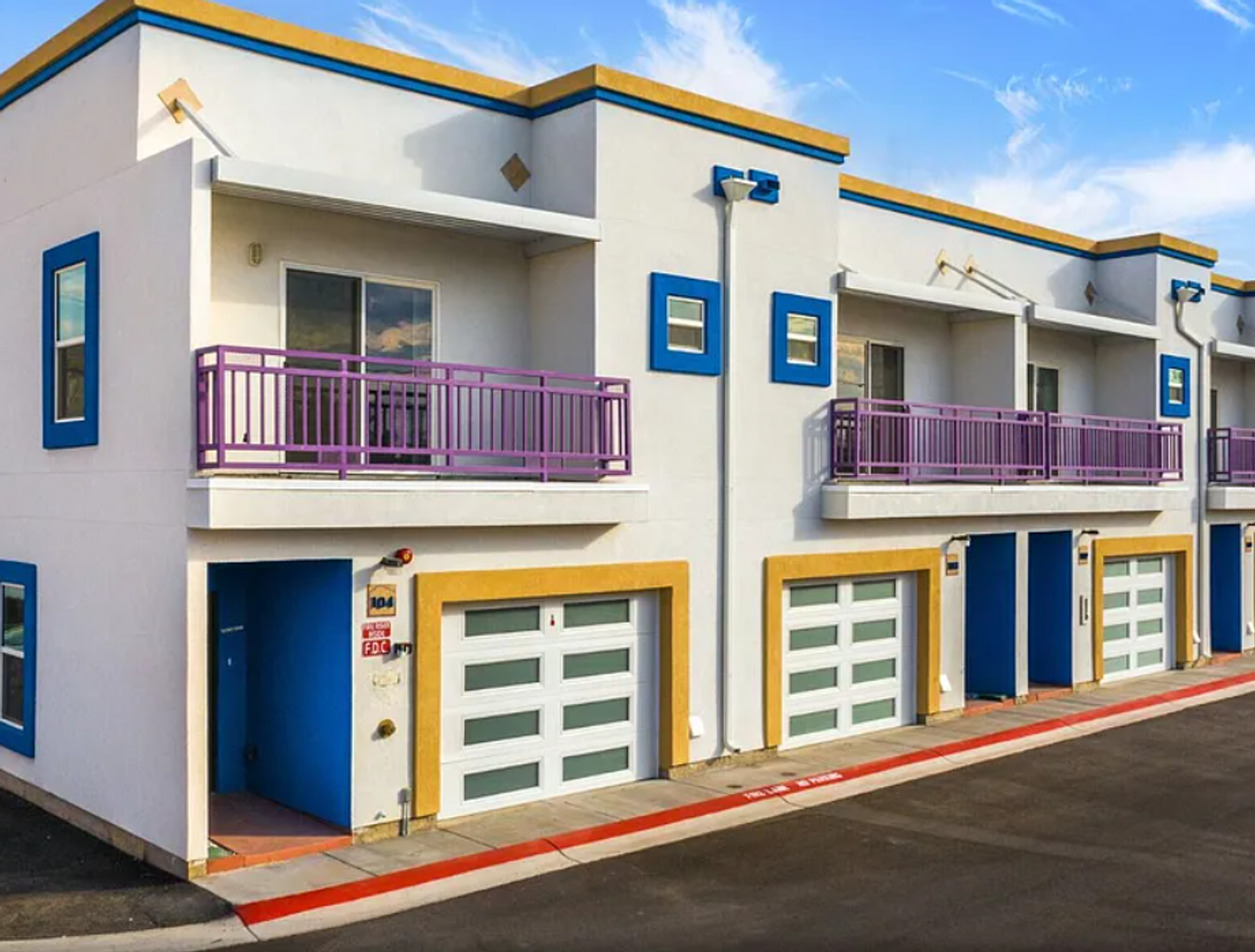 Phoenix Townhome: 15350 N. 29th St