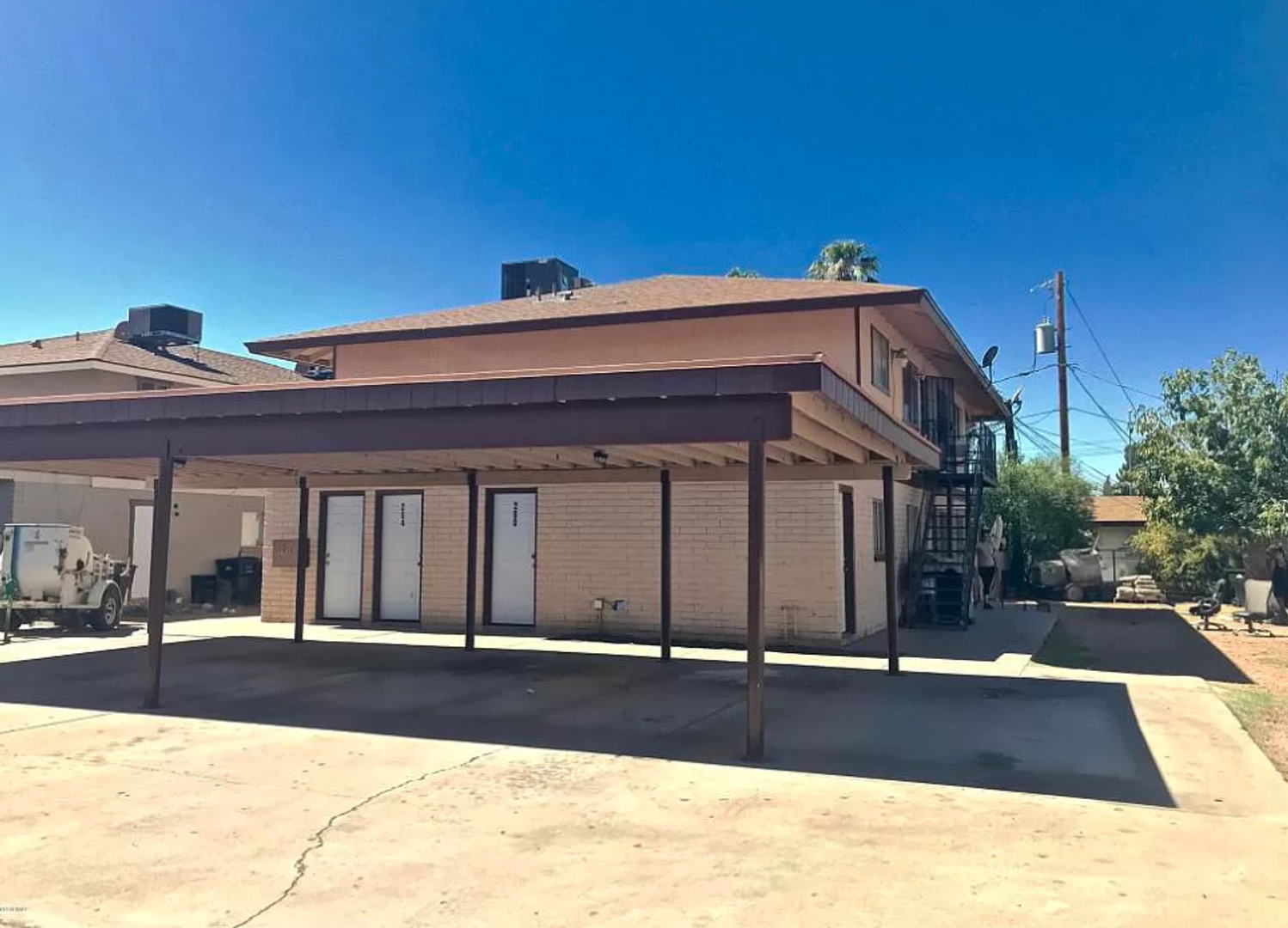 Mesa Apartment: 200 S. Doran